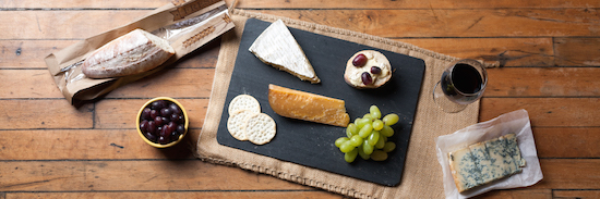 hors douevres cheese plate charcuterie 